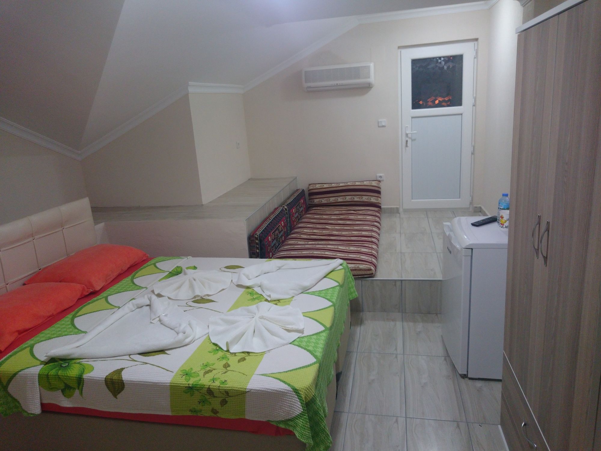 Karaca Hotel